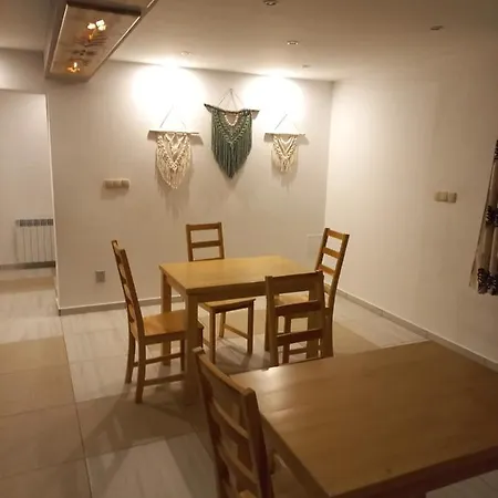 Homestay Tu I Teraz - *